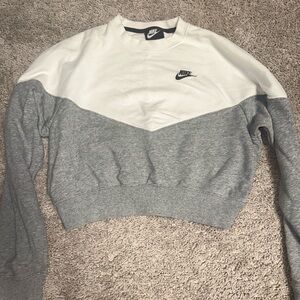 Nike cropped crew neck